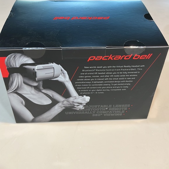 Virtual Reality Headset with Bluetooth - Picture 2 of 4